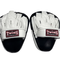 Twins Special Twins PML10 Focus Mitts 8 Twins Special Twins PML10 Focus Mitts